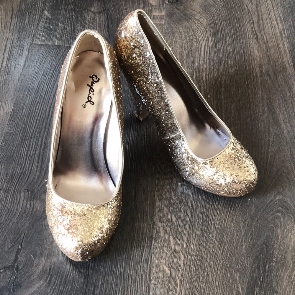 Glitter heels!